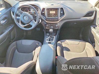 Zdjęcie 8 z 13 samochodu: 2016 JEEP CHEROKEE LATITUDE VIN:1C4PJMCB0GW213800 - miniatura