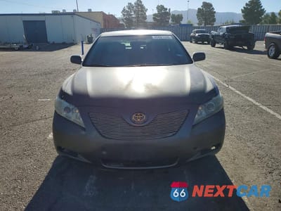Piąte zdjęcie samochodu w środku: 2009 TOYOTA CAMRY LE VIN:4T4BE46K09R080689 - miniatura