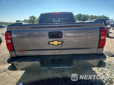 Zdjęcie 6 z 12 samochodu: 2017 CHEVROLET SILVERADO K1500 LT VIN:3GCUKREC5HG312051 - miniatura