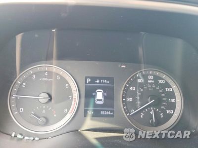 Zdjęcie 9 z 13 samochodu: 2019 HYUNDAI TUCSON SE VIN:KM8J2CA44KU954825 - miniatura