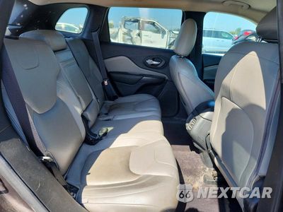 Zdjęcie 11 z 13 samochodu: 2016 JEEP CHEROKEE LATITUDE VIN:1C4PJLCB9GW363804 - miniatura
