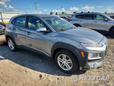 Czwarte zdjęcie samochodu z boku: 2019 HYUNDAI KONA SE VIN:KM8K1CAA9KU304661 - miniatura