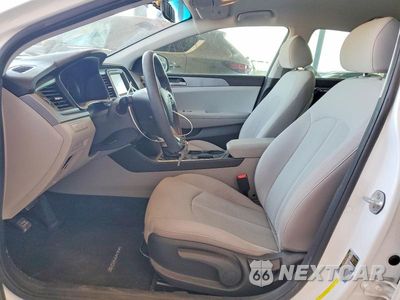 Zdjęcie 7 z 13 samochodu: 2018 HYUNDAI SONATA SE VIN:5NPE24AF5JH719811 - miniatura