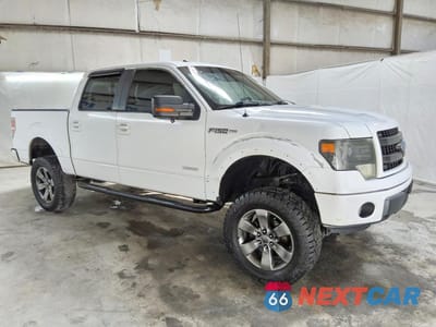 Czwarte zdjęcie samochodu z boku: 2013 FORD F150 SUPERCREW VIN:1FTFW1ET8DKE32279 - miniatura