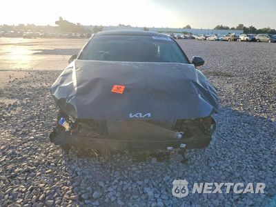 Piąte zdjęcie samochodu w środku: 2025 KIA K4 LX VIN:3KPFT4DE5SE135046 - miniatura