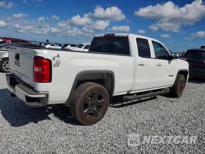 Trzecie zdjęcie samochodu z tyłu: 2018 GMC SIERRA K1500 VIN:1GTV2LEH2JZ371478 - miniatura