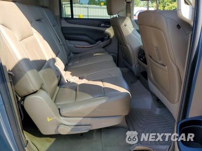 Zdjęcie 11 z 13 samochodu: 2016 CHEVROLET SUBURBAN VIN:1GNSKJKC7GR398594 - miniatura