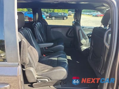 Zdjęcie 11 z 14 samochodu: 2018 DODGE GRAND CARAVAN SXT VIN:2C4RDGCG9JR328716 - miniatura