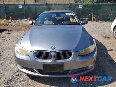Piąte zdjęcie samochodu w środku: 2009 BMW 335 XI VIN:WBAWC73539E067562 - miniatura