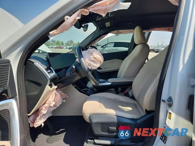 Zdjęcie 7 z 12 samochodu: 2023 BMW X1 XDRIVE28I VIN:WBX73EF09P5V72291 - miniatura