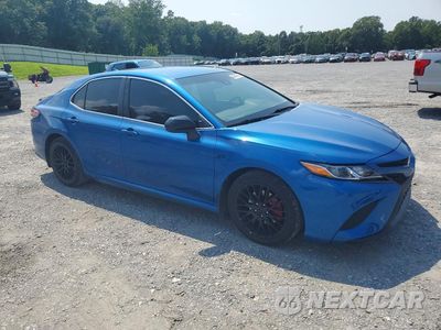 Czwarte zdjęcie samochodu z boku: 2019 TOYOTA CAMRY SE VIN:4T1B11HK6KU166502 - miniatura