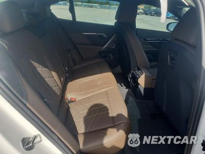 Zdjęcie 10 z 13 samochodu: 2025 BMW I5 M60 VIN:WBY43FK08SCW02461 - miniatura