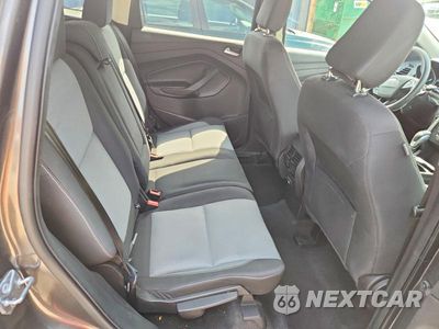 Zdjęcie 10 z 12 samochodu: 2019 FORD ESCAPE SE VIN:1FMCU0GD7KUA13426 - miniatura