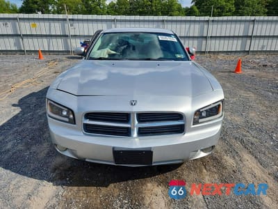 Piąte zdjęcie samochodu w środku: 2010 DODGE CHARGER SXT VIN:2B3CA3CV0AH156105 - miniatura