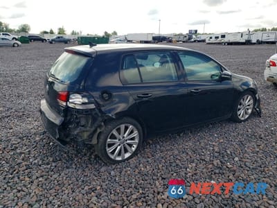 Trzecie zdjęcie samochodu z tyłu: 2014 VOLKSWAGEN GOLF VIN:WVWDM7AJ8EW003674 - miniatura