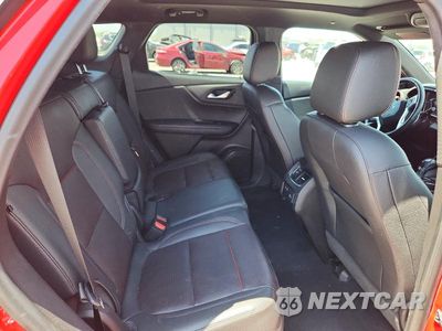 Zdjęcie 11 z 13 samochodu: 2022 CHEVROLET BLAZER RS VIN:3GNKBERS9NS130273 - miniatura