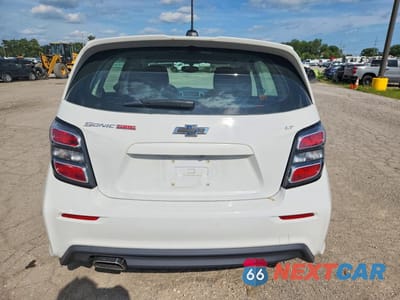 Zdjęcie 6 z 12 samochodu: 2018 CHEVROLET SONIC LT VIN:1G1JD6SB3J4111879 - miniatura