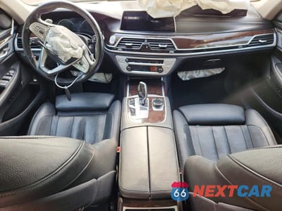 Zdjęcie 8 z 12 samochodu: 2019 BMW 740 XI VIN:WBA7E4C57KGV70499 - miniatura