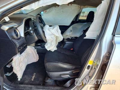 Zdjęcie 7 z 13 samochodu: 2014 TOYOTA RAV4 XLE VIN:2T3RFREV0EW139997 - miniatura