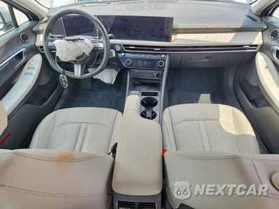 Zdjęcie 8 z 12 samochodu: 2024 HYUNDAI SONATA HYBRID LIMITED VIN:KMHL54JJ3RA091930 - miniatura