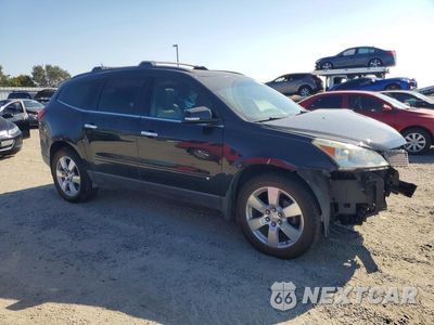 Czwarte zdjęcie samochodu z boku: 2009 CHEVROLET TRAVERSE LTZ VIN:1GNEV33D09S119313 - miniatura