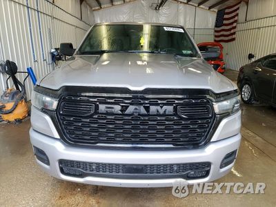 Piąte zdjęcie samochodu w środku: 2025 RAM 1500 TRADESMAN VIN:1C6RRFGG6SN665260 - miniatura