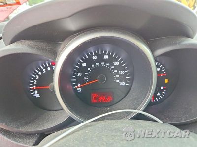 Zdjęcie 9 z 13 samochodu: 2013 KIA SOUL + VIN:KNDJT2A61D7629922 - miniatura