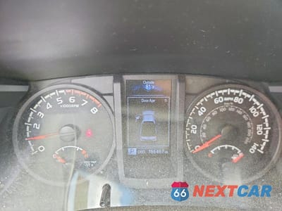 Zdjęcie 9 z 12 samochodu: 2018 TOYOTA TACOMA SR VIN:5TFRX5GN1JX104264 - miniatura