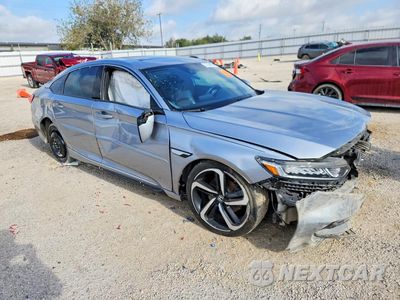 Czwarte zdjęcie samochodu z boku: 2018 HONDA ACCORD SPORT VIN:1HGCV2F35JA004165 - miniatura