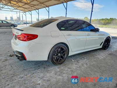 Trzecie zdjęcie samochodu z tyłu: 2018 BMW M550XI VIN:WBAJB9C52JB049178 - miniatura