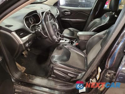 Zdjęcie 7 z 13 samochodu: 2016 JEEP CHEROKEE TRAILHAWK VIN:1C4PJMBSXGW109736 - miniatura