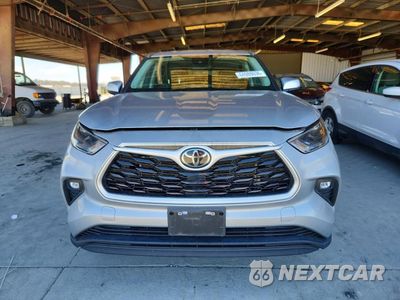 Piąte zdjęcie samochodu w środku: 2024 TOYOTA HIGHLANDER LE VIN:5TDKDRAH2RS537436 - miniatura