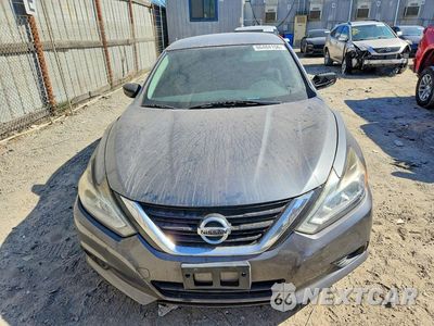 Piąte zdjęcie samochodu w środku: 2018 NISSAN ALTIMA 2.5 SV VIN:1N4AL3AP3JC267437 - miniatura
