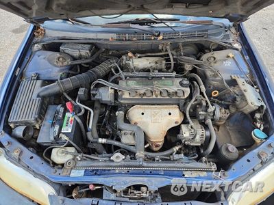 Zdjęcie 11 z 12 samochodu: 2001 HONDA ACCORD LX VIN:1HGCG56401A054704 - miniatura