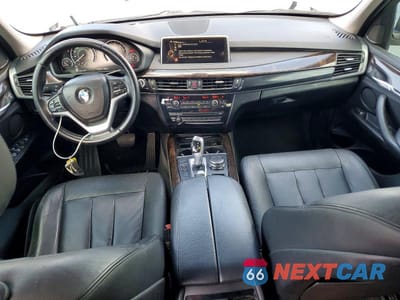 Zdjęcie 8 z 13 samochodu: 2016 BMW X5 SDRIVE35I VIN:5UXKR2C5XG0H42807 - miniatura