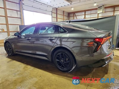 Drugie zdjęcie samochodu z przodu: 2026 KIA K5 LXS VIN:KNAG24J72T5426093 - miniatura