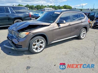 2013 BMW X1 XDRIVE28I WBAVL1C59DVR82045 - główne zdjęcie licytacji z USA - miniatura