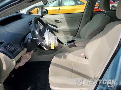Zdjęcie 7 z 12 samochodu: 2012 TOYOTA PRIUS TWO VIN:JTDKN3DU2C5469381 - miniatura