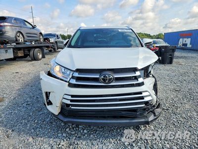 Piąte zdjęcie samochodu w środku: 2018 TOYOTA HIGHLANDER XLE VIN:5TDKZRFH5JS542287 - miniatura