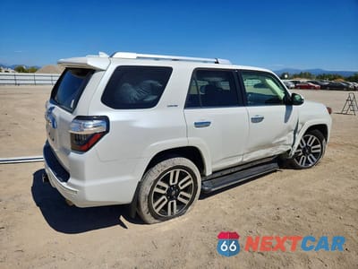 Trzecie zdjęcie samochodu z tyłu: 2020 TOYOTA 4RUNNER LIMITED VIN:JTEBU5JR5L5830368 - miniatura