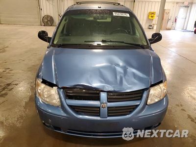 Piąte zdjęcie samochodu w środku: 2007 DODGE GRAND CARAVAN SXT VIN:2D4GP44L47R131165 - miniatura