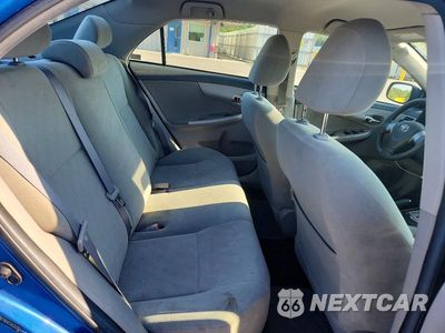 Zdjęcie 10 z 12 samochodu: 2010 TOYOTA COROLLA LE VIN:2T1BU4EE5AC352765 - miniatura