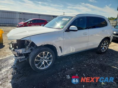 2020 BMW X5 XDRIVE40I 5UXCR6C01L9B50136 - główne zdjęcie licytacji z USA - miniatura