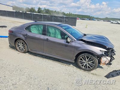 Czwarte zdjęcie samochodu z boku: 2024 TOYOTA CAMRY XLE VIN:4T1FZ1AK4RU094875 - miniatura