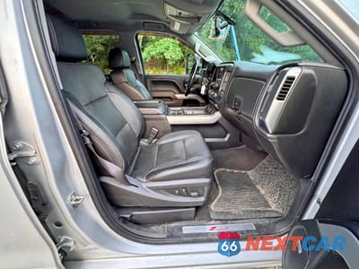 Piąte zdjęcie samochodu w środku: 2015 CHEVROLET SILVERADO K2500 HEAVY DUTY LTZ VIN:1GC1KWE84FF133897 - miniatura