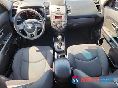 Zdjęcie 8 z 12 samochodu: 2011 KIA SOUL + VIN:KNDJT2A2XB7343688 - miniatura