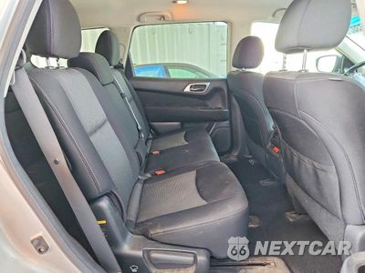 Zdjęcie 11 z 13 samochodu: 2017 NISSAN PATHFINDER S VIN:5N1DR2MN9HC672881 - miniatura