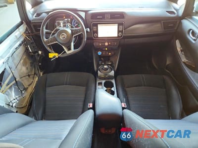 Zdjęcie 8 z 13 samochodu: 2020 NISSAN LEAF SV VIN:1N4AZ1CP1LC309929 - miniatura