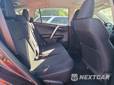 Zdjęcie 11 z 14 samochodu: 2018 TOYOTA RAV4 XLE VIN:2T3RFREV9JW786635 - miniatura