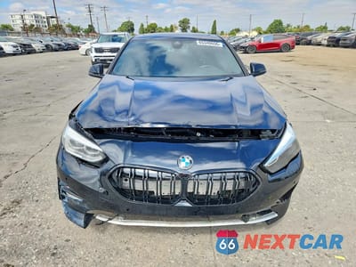 Piąte zdjęcie samochodu w środku: 2021 BMW 228XI VIN:WBA73AK00M7H47345 - miniatura